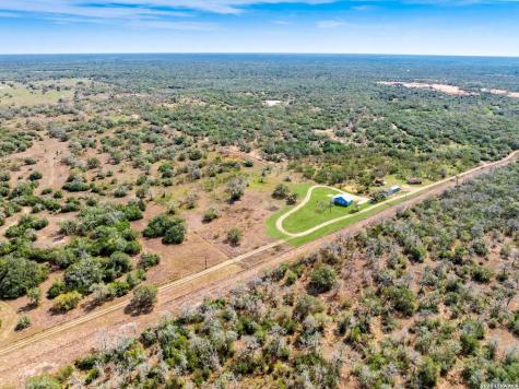 1006 Buch Lane Cuero TX 77954