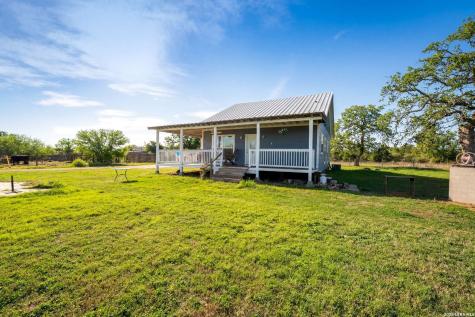1006 Buch Lane Cuero TX 77954