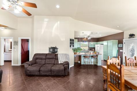 1006 Buch Lane Cuero TX 77954