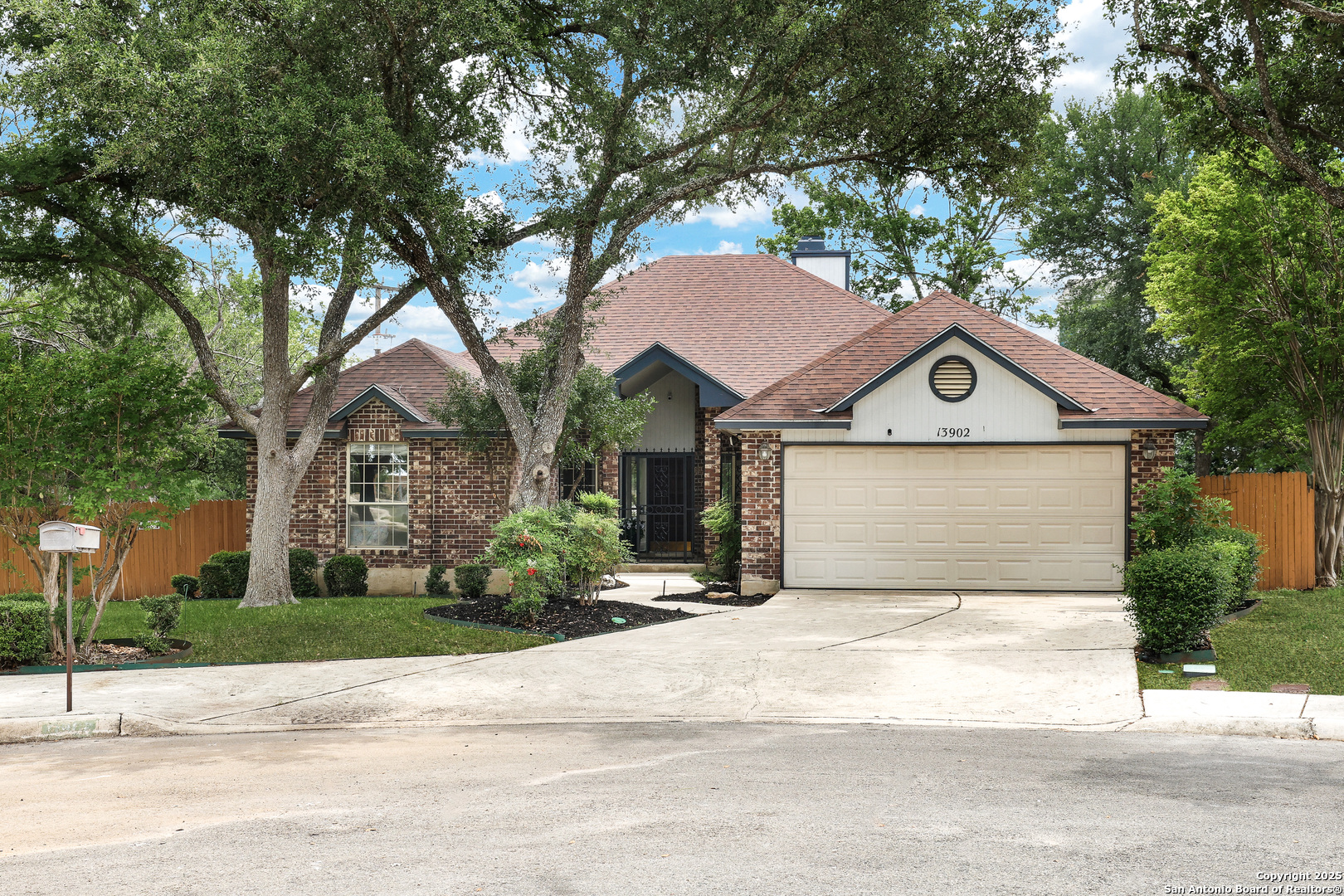 13902 Foothills Court Street San Antonio TX 78249