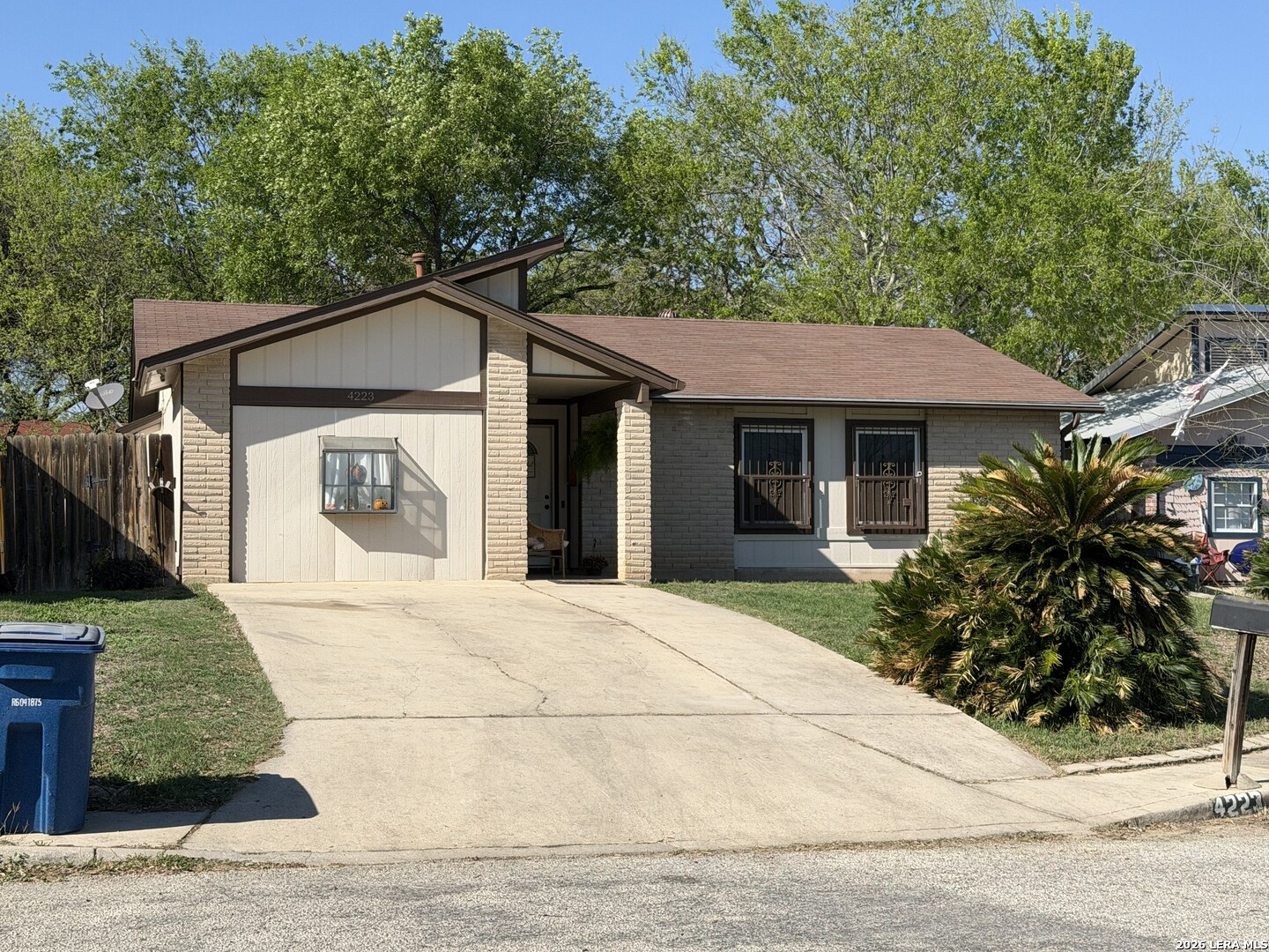 4223 Desert Gold San Antonio TX 78222