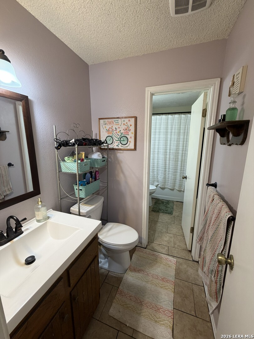 4223 Desert Gold San Antonio TX 78222