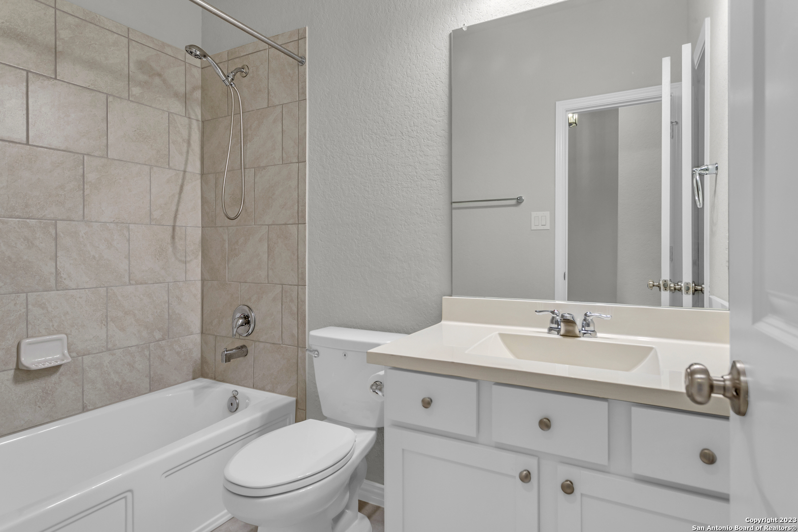 9727 Monken Boerne TX 78006