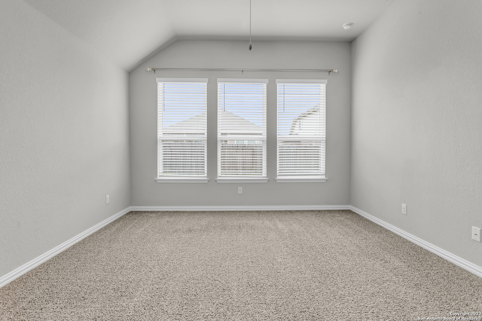 9727 Monken Boerne TX 78006