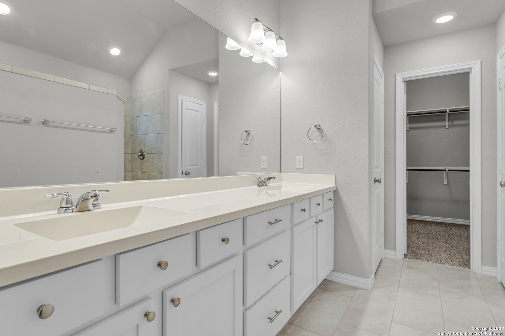 9727 Monken Boerne TX 78006