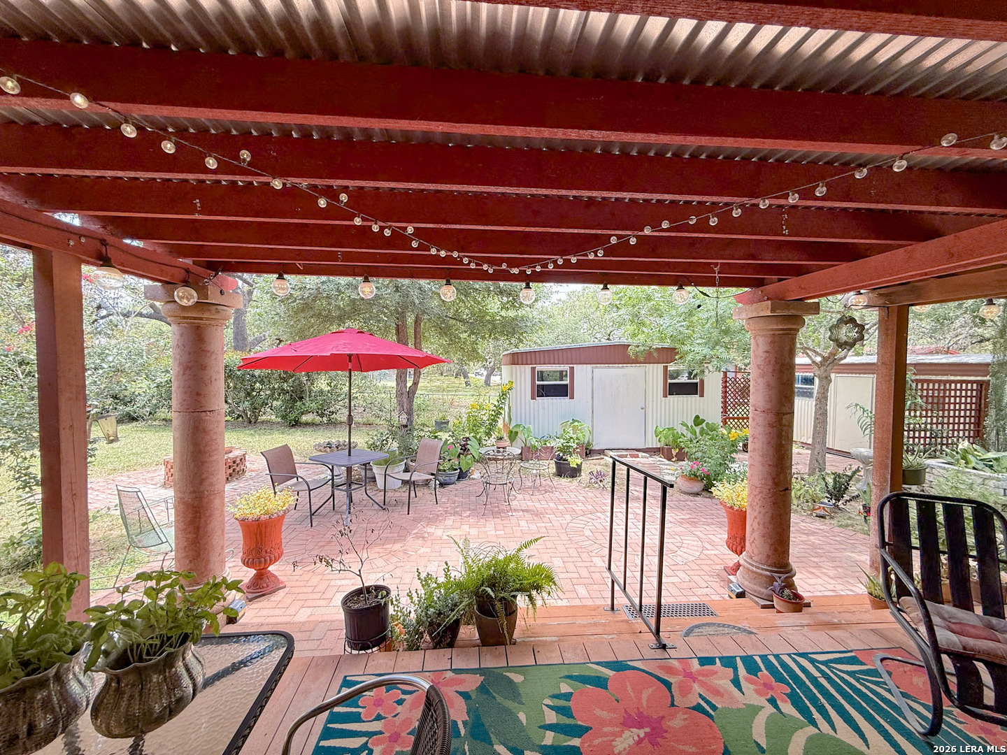 215 Sollock Drive Devine TX 78016