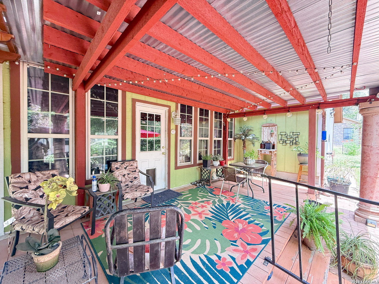 215 Sollock Drive Devine TX 78016