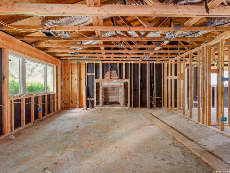 123 W Klingemann Street New Braunfels TX 78130