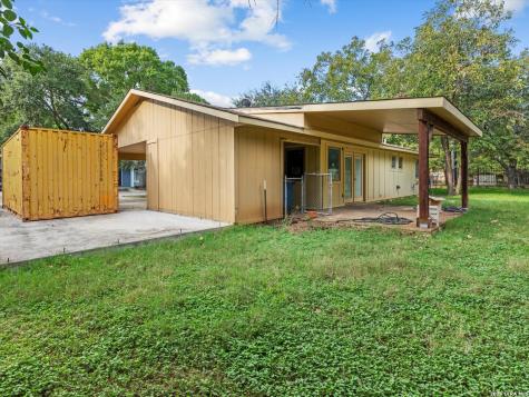 123 W Klingemann Street New Braunfels TX 78130
