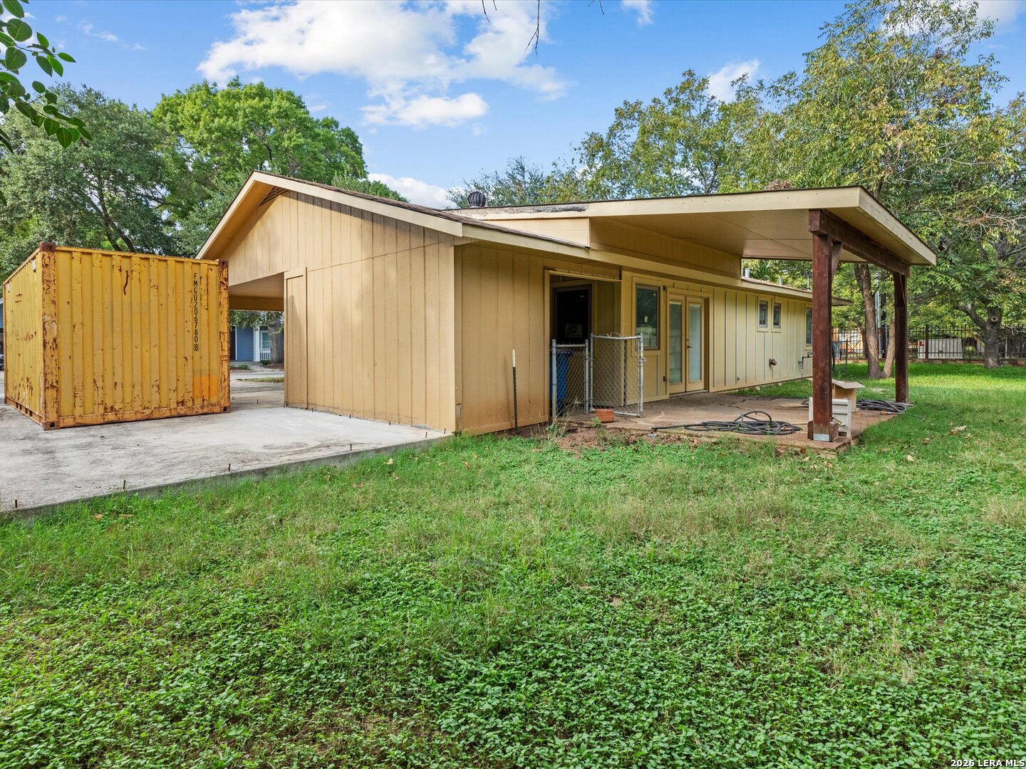 123 W Klingemann Street New Braunfels TX 78130