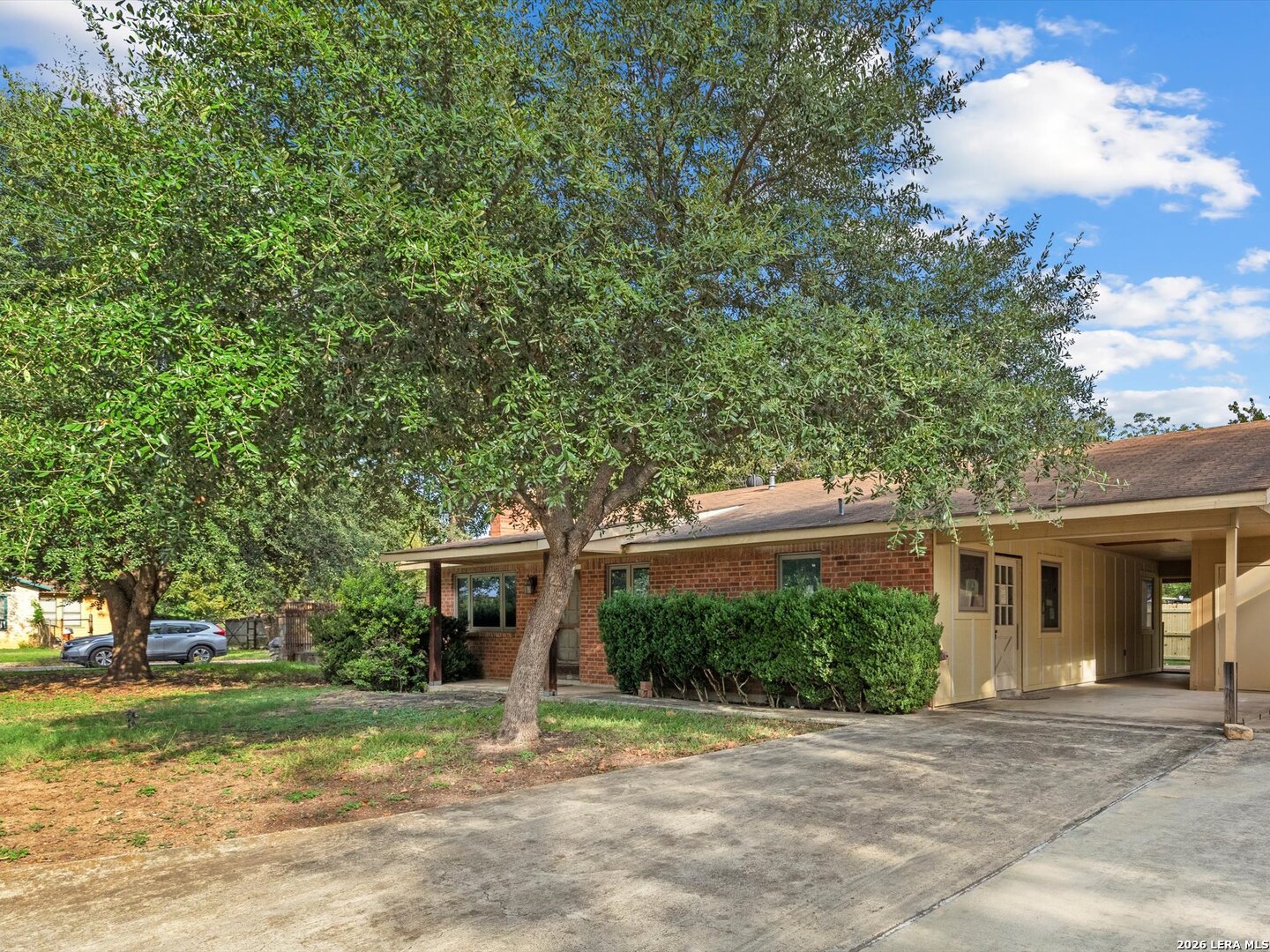 123 W Klingemann Street New Braunfels TX 78130