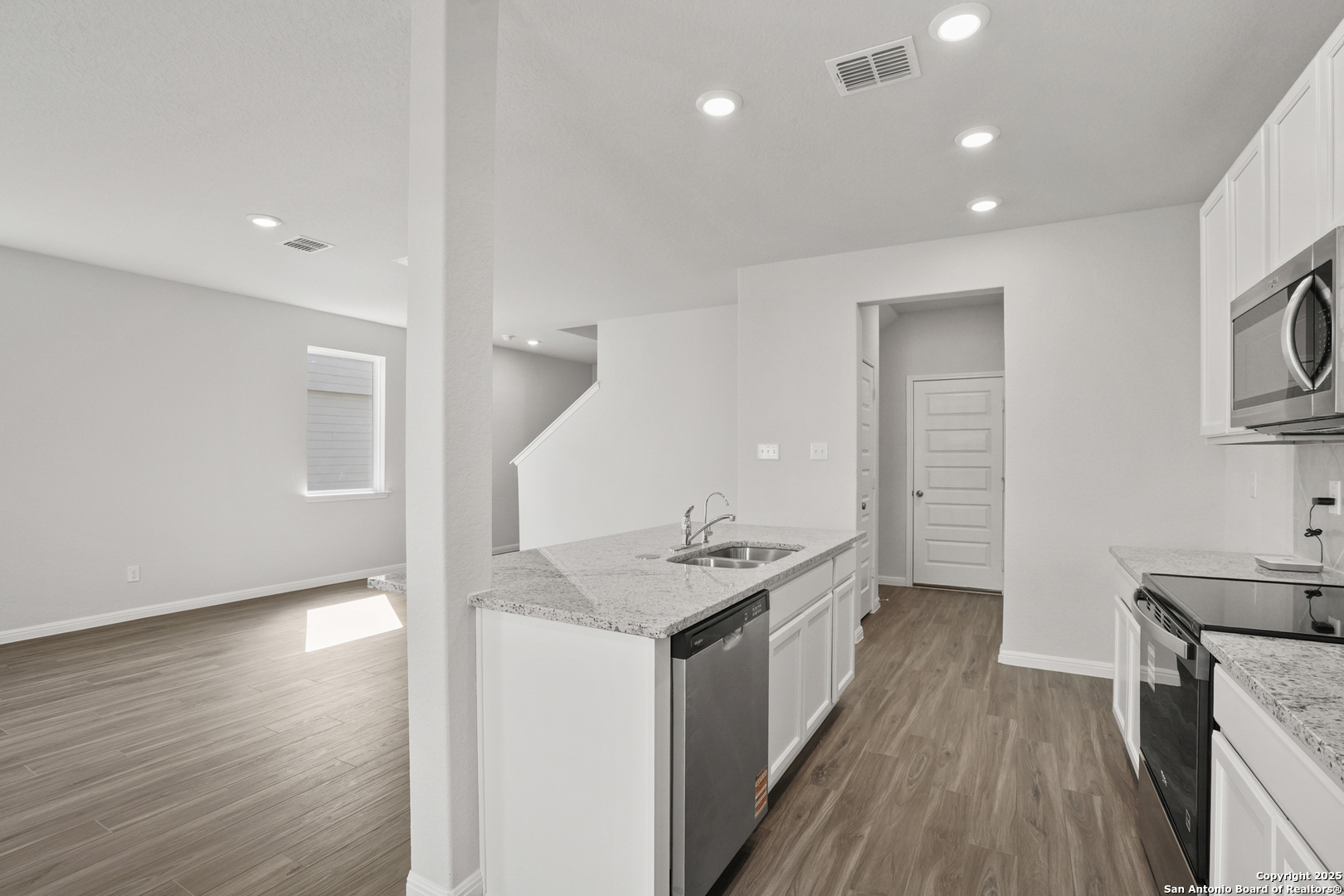 10302 Liberty Grove San Antonio TX 78224