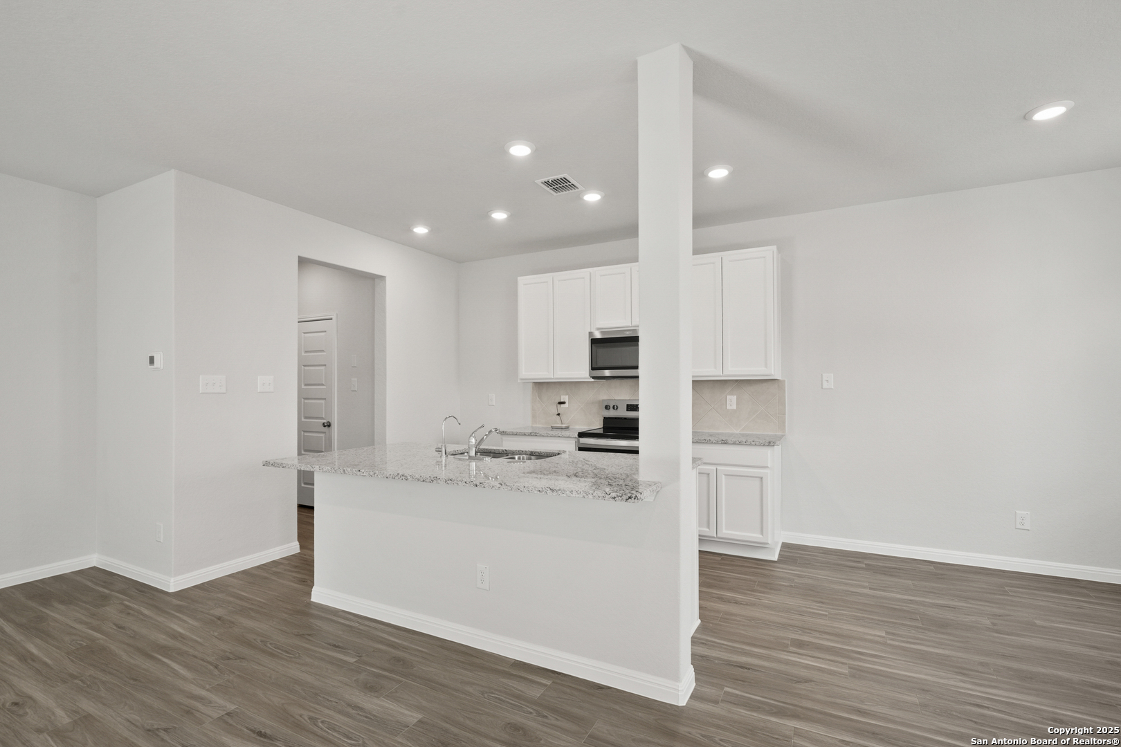 10302 Liberty Grove San Antonio TX 78224