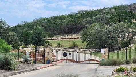502 Winding Ravine San Antonio TX 78258