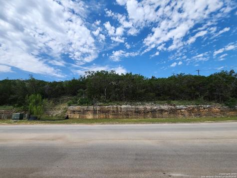 502 Winding Ravine San Antonio TX 78258