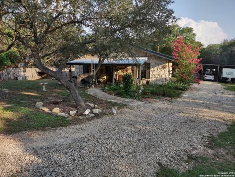 271 Legion Drive Lakehills TX 78063