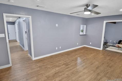 4322 Waikiki San Antonio TX 78218