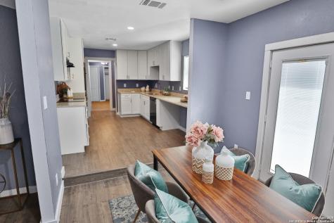 4322 Waikiki San Antonio TX 78218