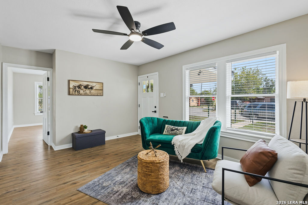 2055 E Crockett Street San Antonio TX 78202