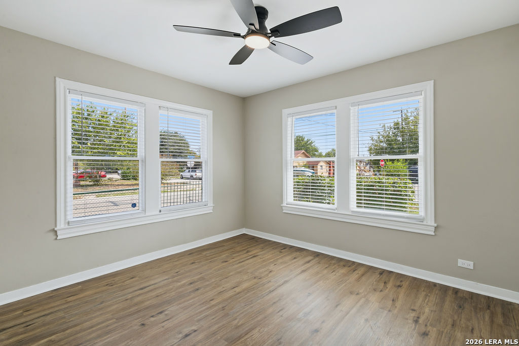 2055 E Crockett Street San Antonio TX 78202
