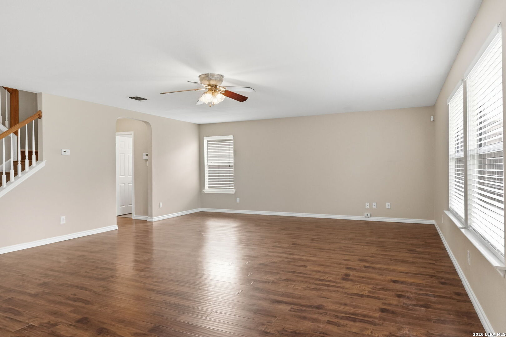 423 Donalan Drive Converse TX 78109