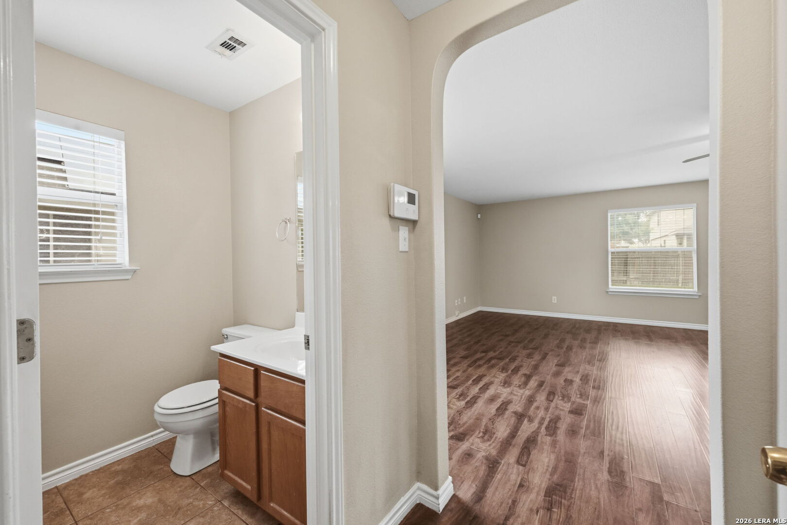 423 Donalan Drive Converse TX 78109