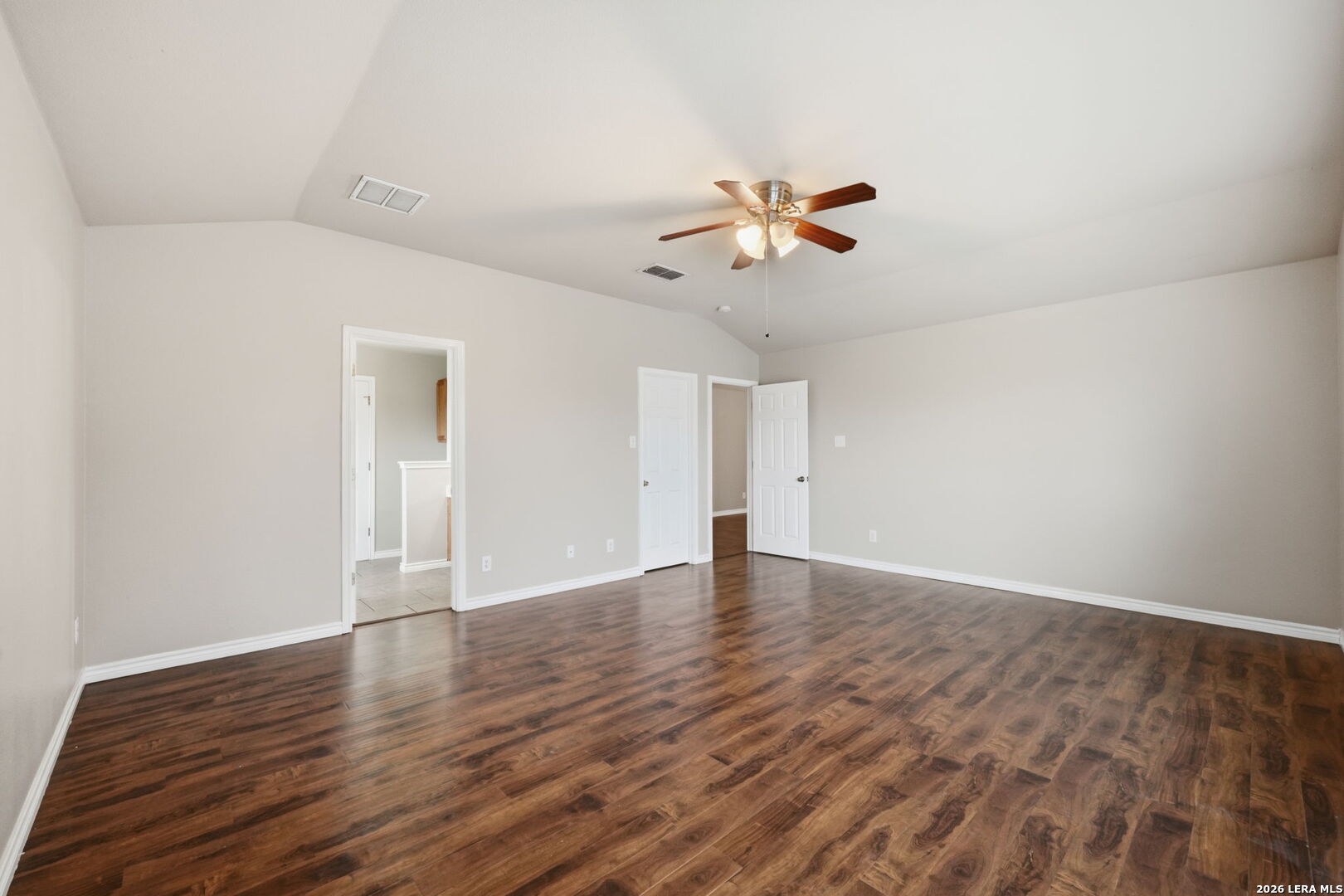 423 Donalan Drive Converse TX 78109