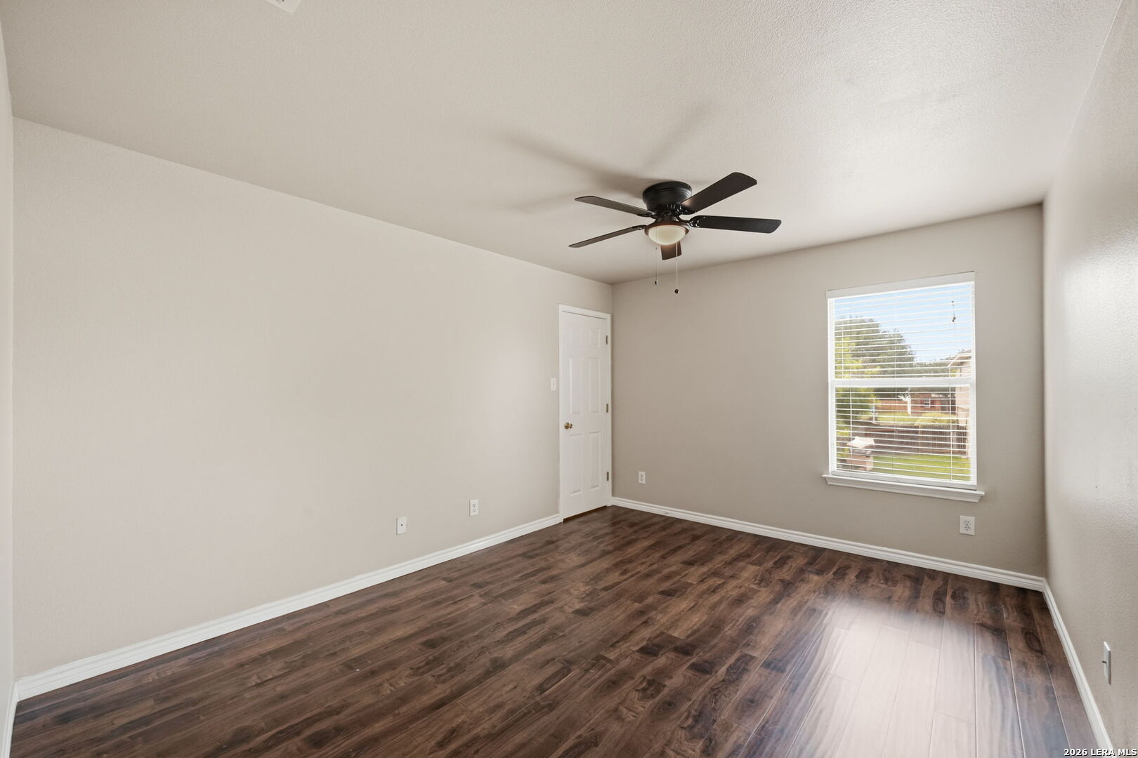 423 Donalan Drive Converse TX 78109