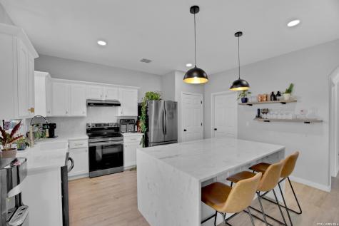 2703 Bluff Crossing San Antonio TX 78244