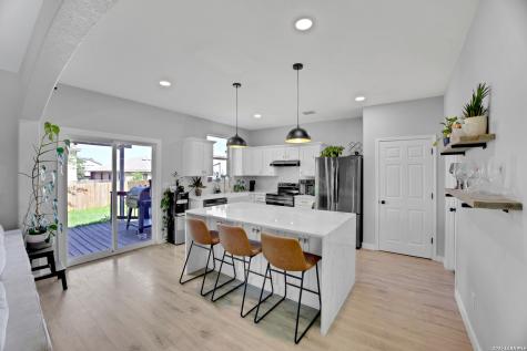 2703 Bluff Crossing San Antonio TX 78244