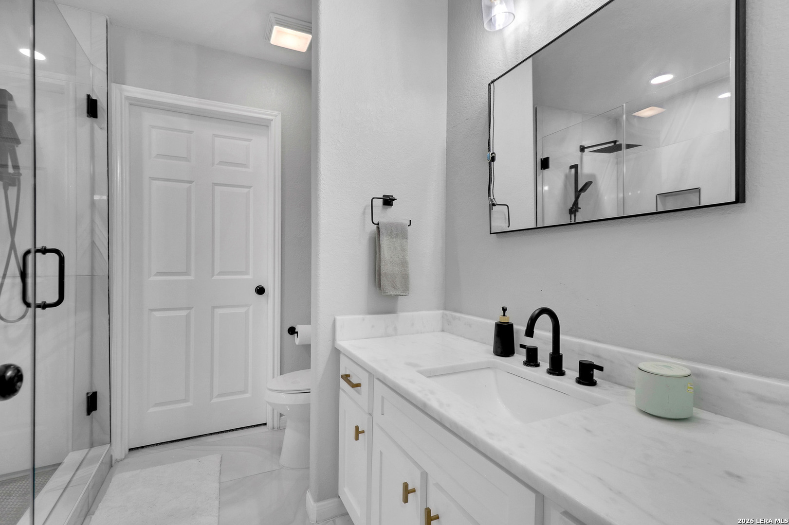 2703 Bluff Crossing San Antonio TX 78244