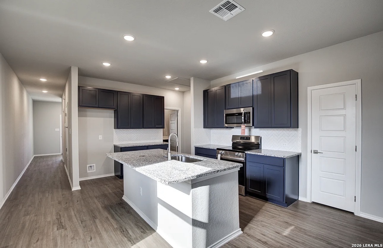 2530 Dry Moss Way San Antonio TX 78224