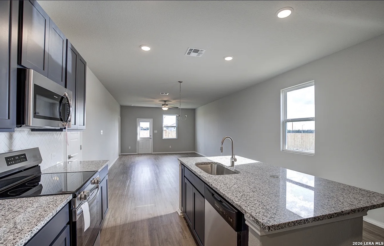 2530 Dry Moss Way San Antonio TX 78224