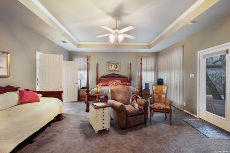 18710 Rogers Pass San Antonio TX 78258