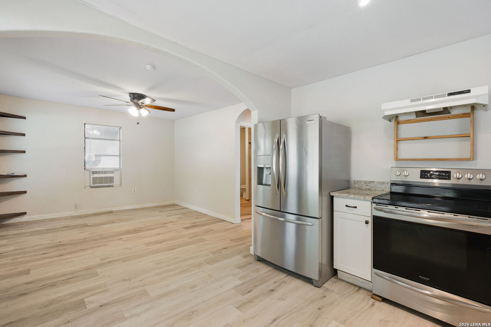 210 Bensdale Pleasanton TX 78064