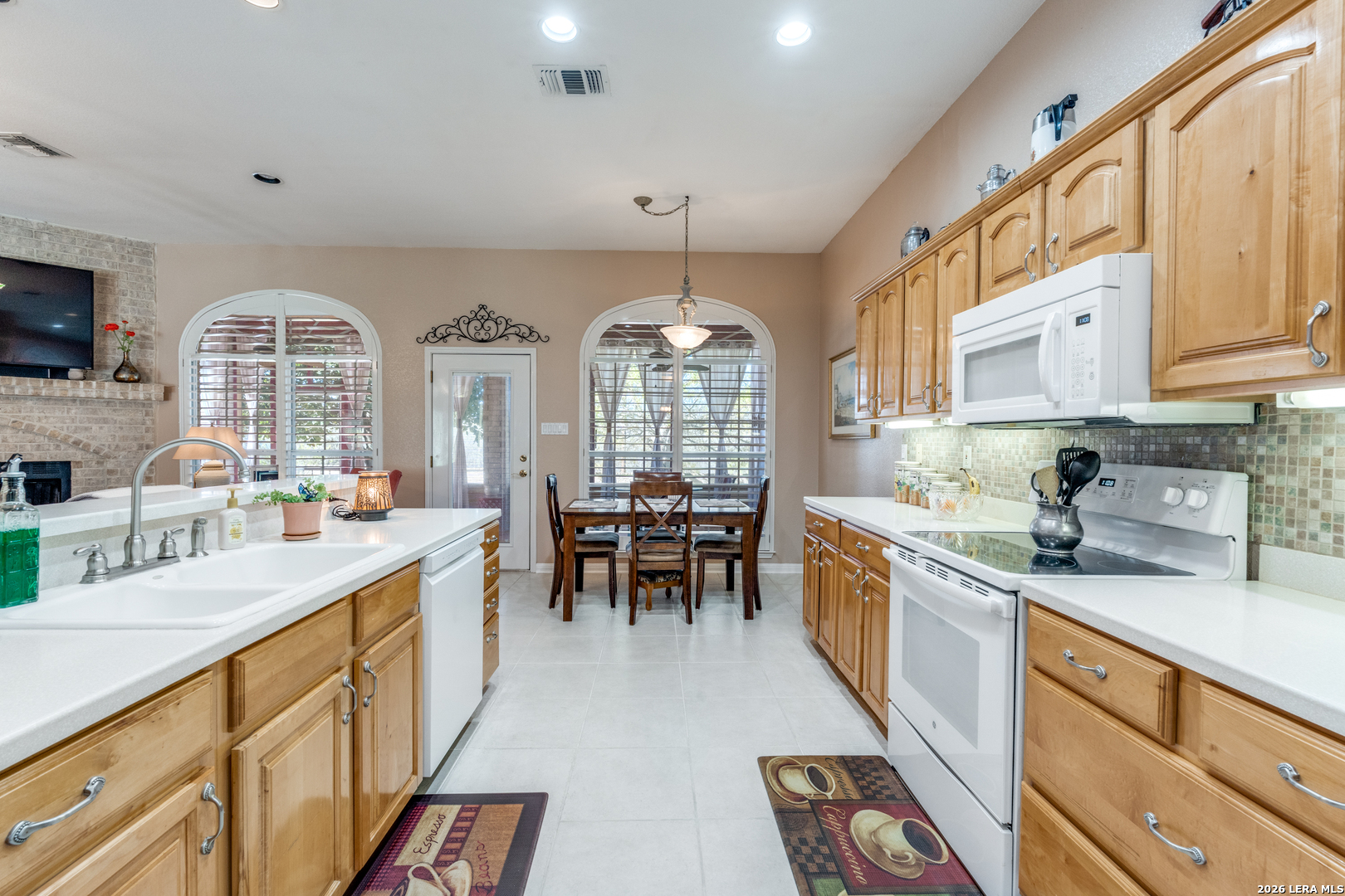 3704 Hillside Schertz TX 78108