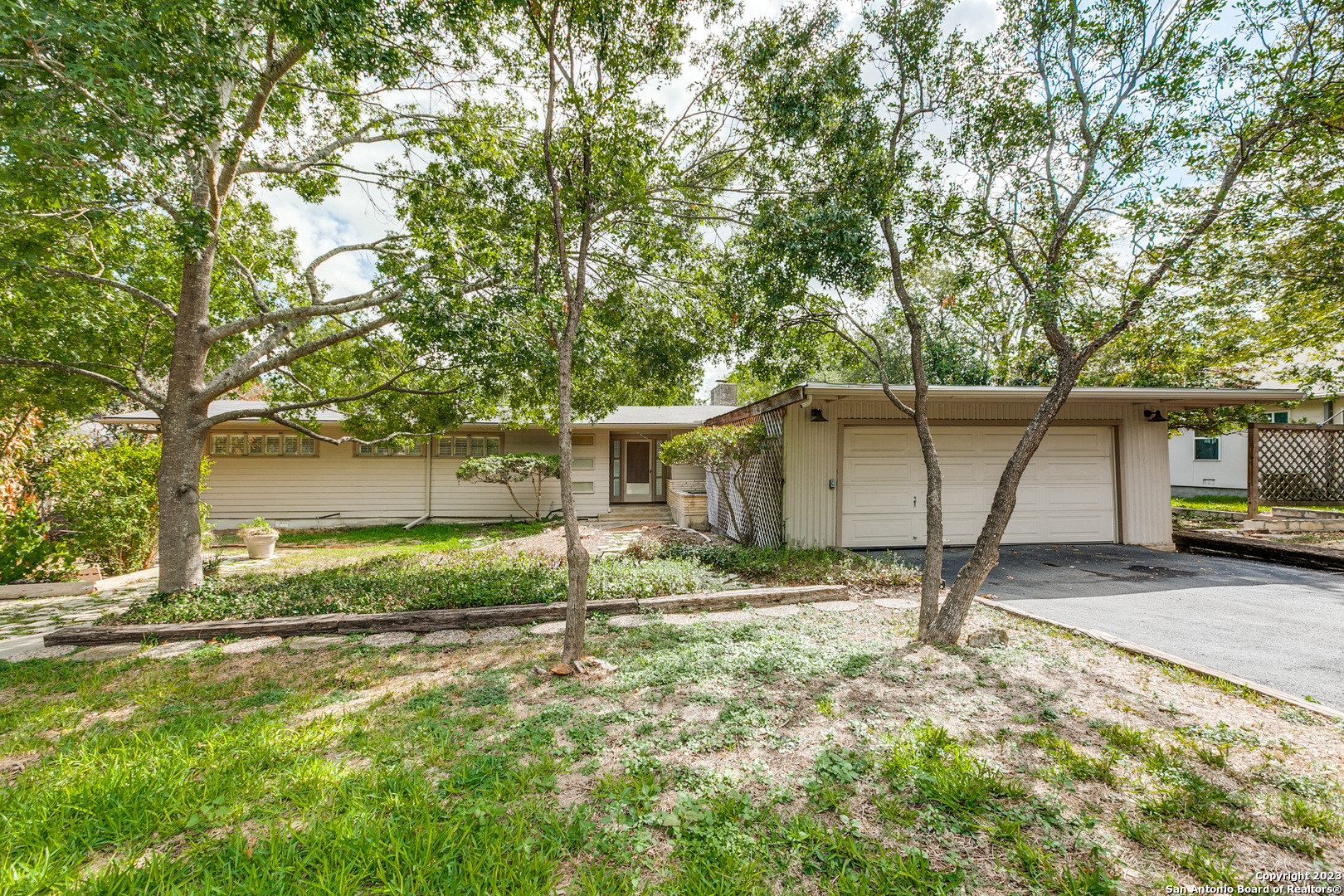 1008 Wiltshire Avenue Terrell Hills TX 78209