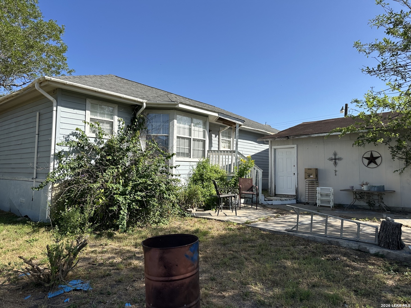 186 County Road 148 Kenedy TX 78119