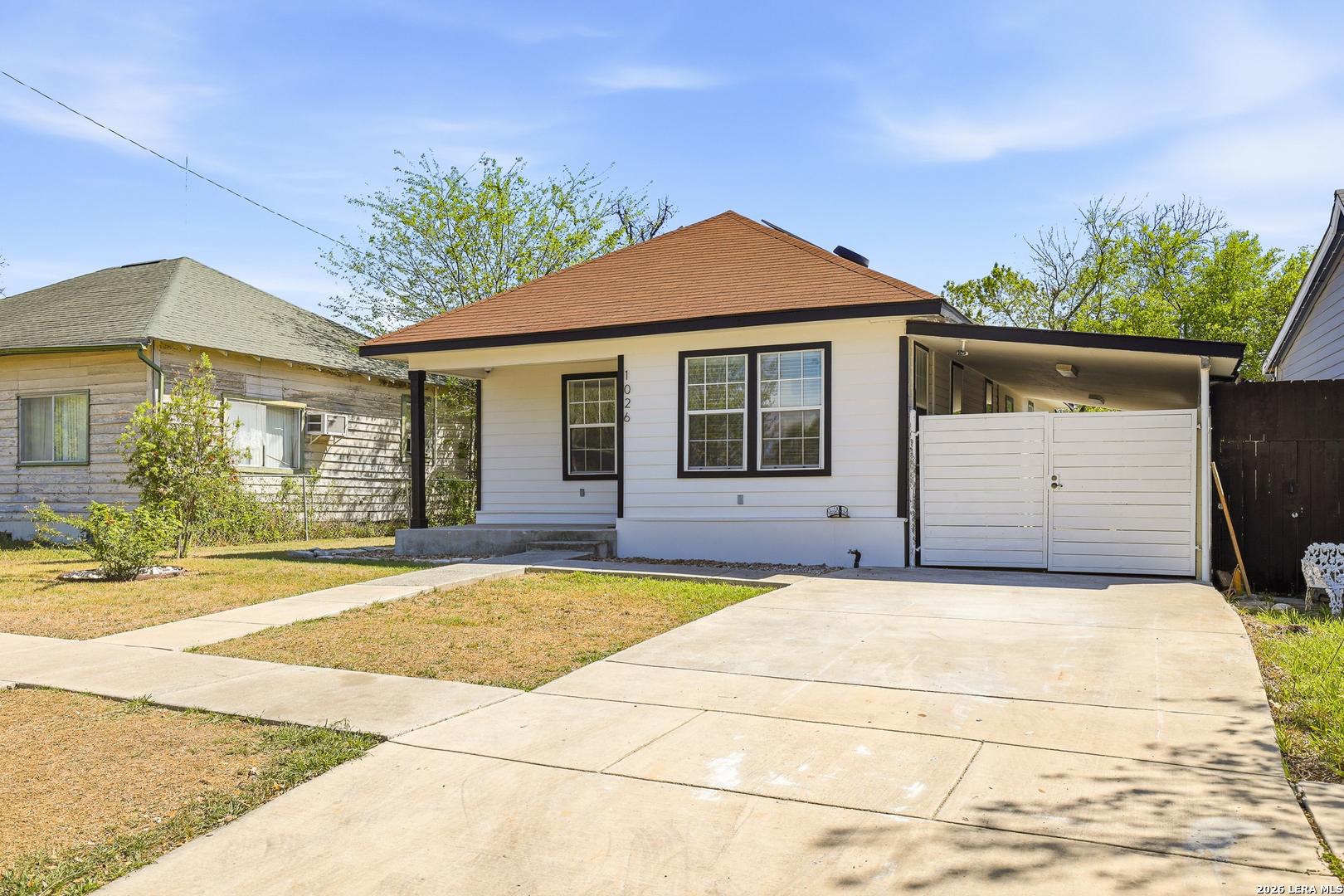 1026 W Lynwood San Antonio TX 78201