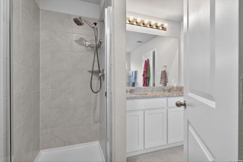 187 Empress Brilliant San Antonio TX 78253
