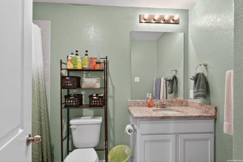 187 Empress Brilliant San Antonio TX 78253