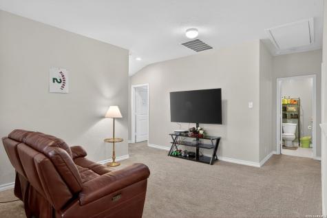 187 Empress Brilliant San Antonio TX 78253