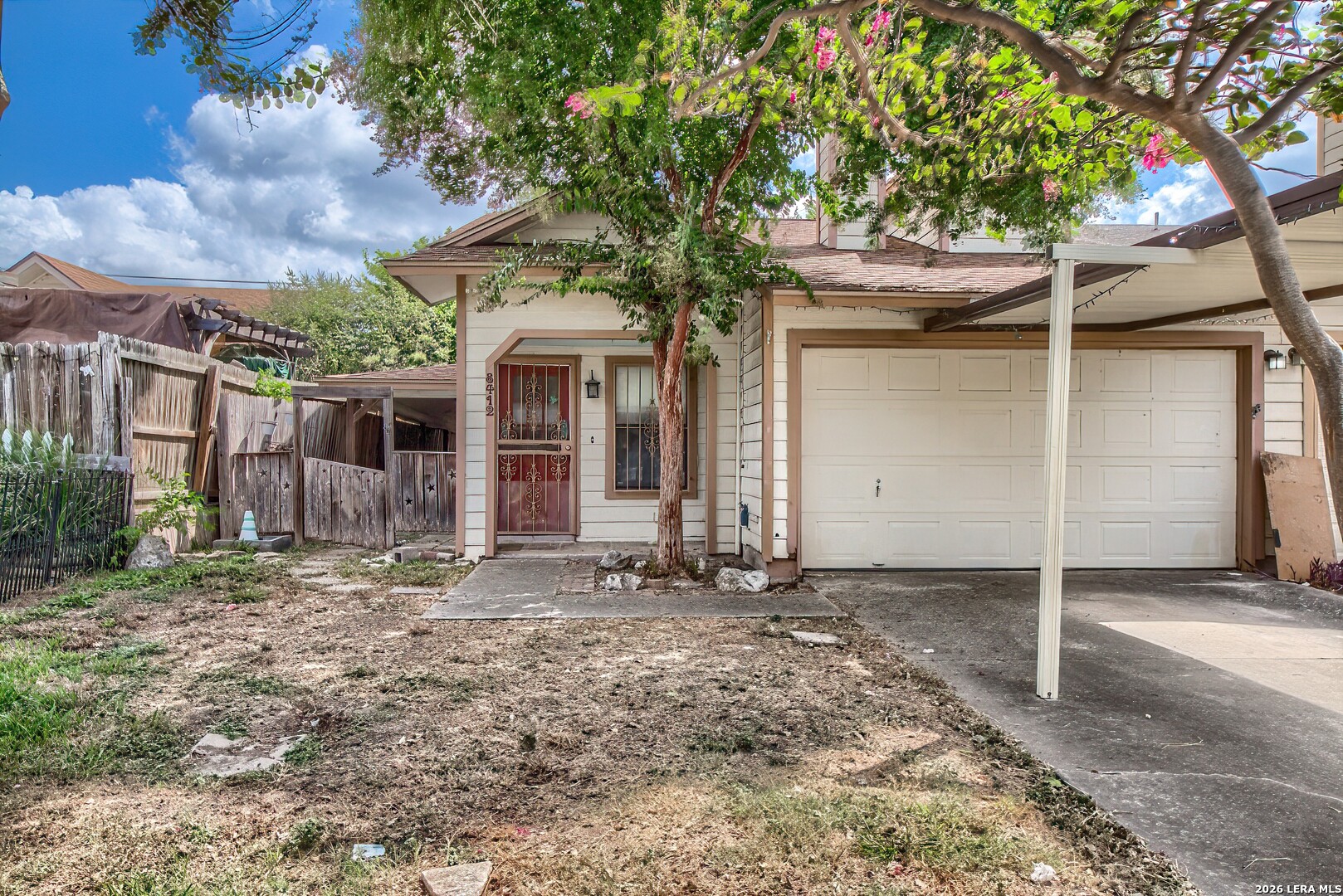 8412 Dixon Ridge San Antonio TX 78239