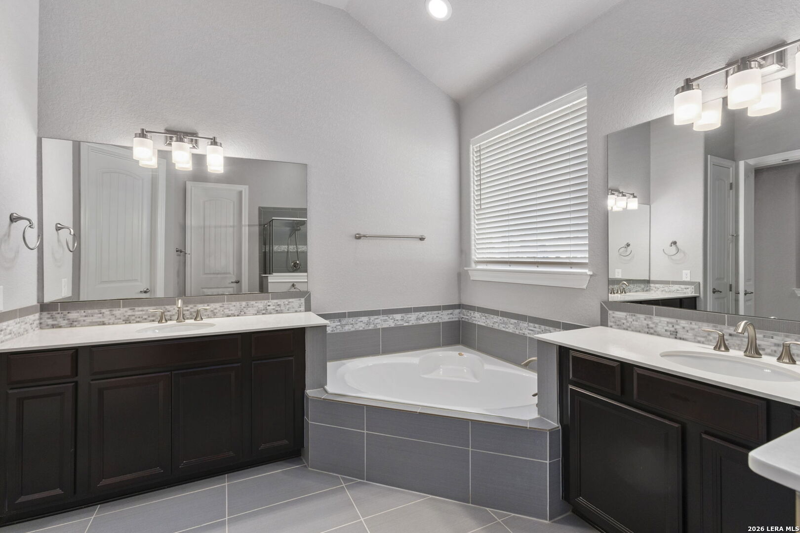 30073 Cibolo Meadow Fair Oaks Ranch TX 78015