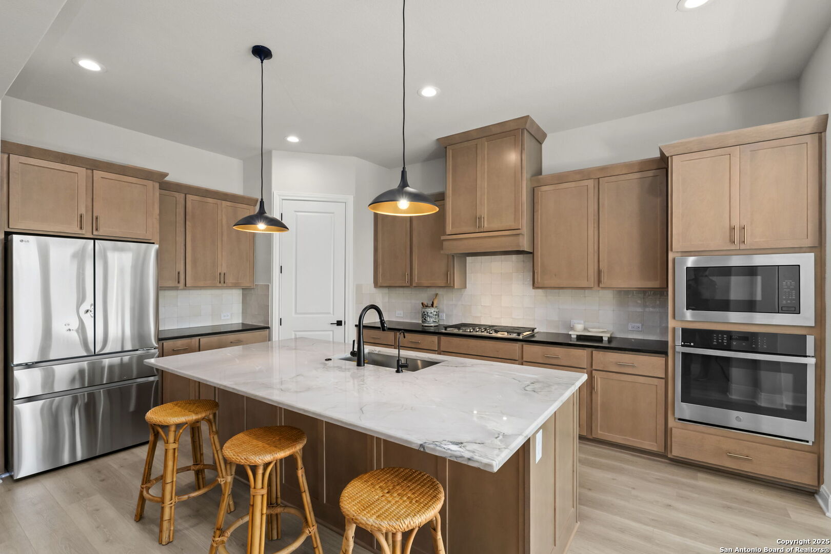 28403 Vario Lane San Antonio TX 78260