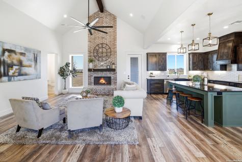 202 Octaburg Seguin TX 78155