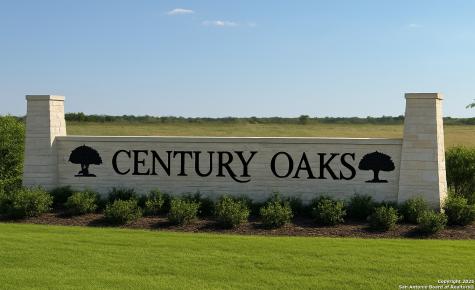 202 Octaburg Seguin TX 78155