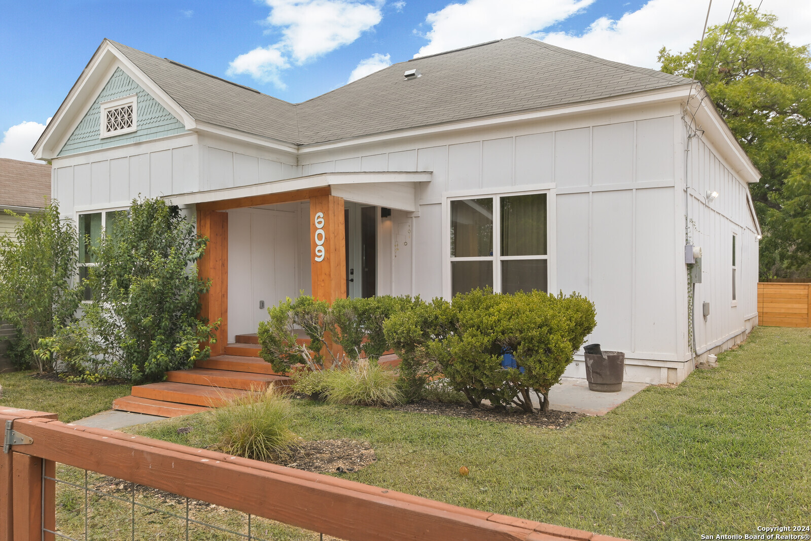 609 Dakota Street San Antonio TX 78203