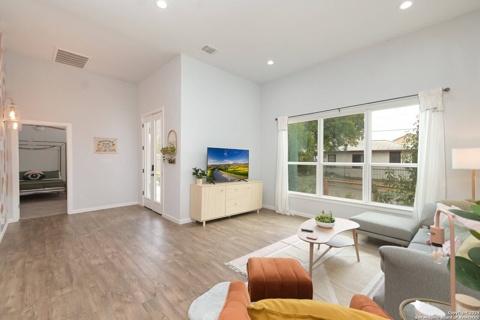 609 Dakota Street San Antonio TX 78203