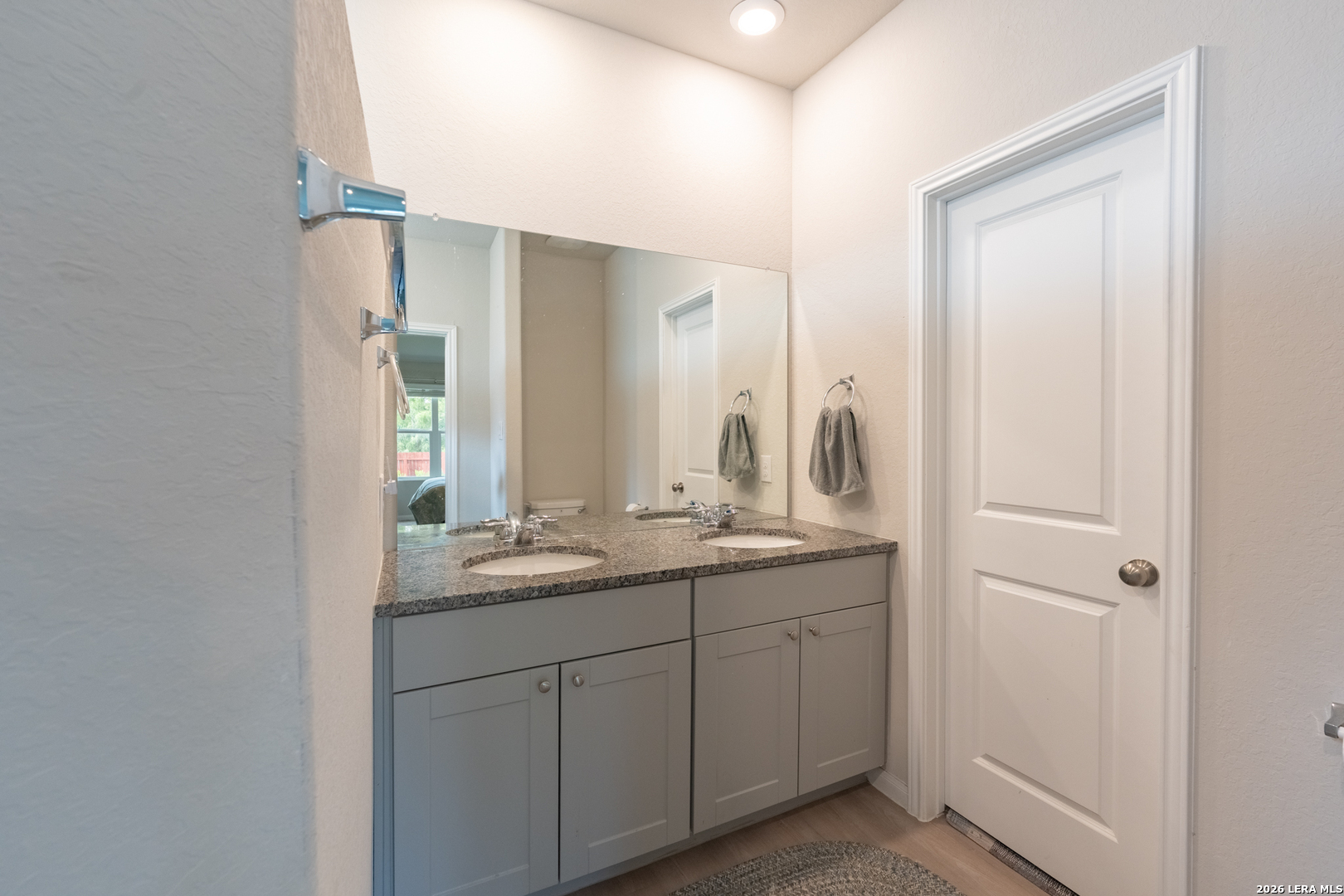 3715 Newton Bay San Antonio TX 78223